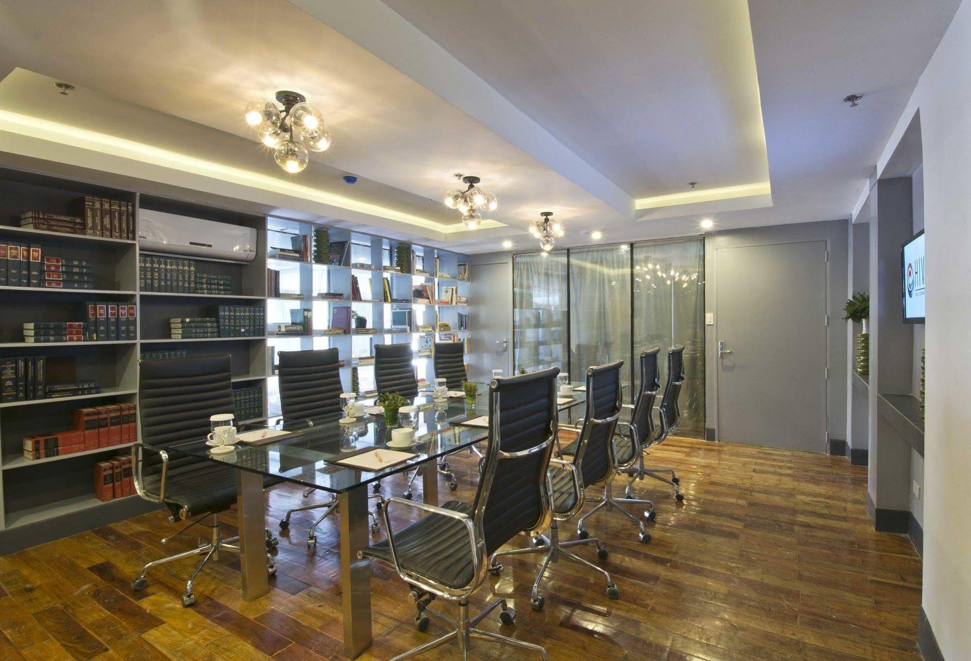 Hive Hotel Quezon City Dış mekan fotoğraf